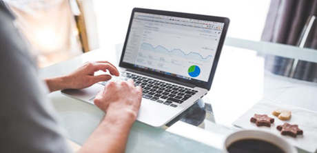 網(wǎng)站哪家公司好？業(yè)內(nèi)人士教你選